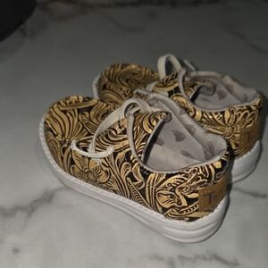 Twister Gold Floral Baby Shoes